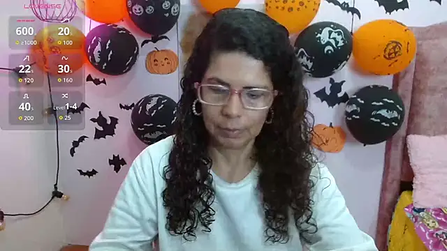 Snapshot of sila_bolum chatting on 10/17/25, 07:04 sila bolum online show from 10/17/25, 07:04