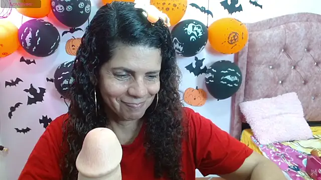 Snapshot of sila_bolum chatting on 10/15/25, 07:33 sila bolum online show from 10/15/25, 07:33