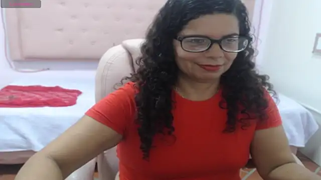Snapshot of sila_bolum chatting on 03/15/25, 03:59 sila bolum online show from 03/15/25, 03:59