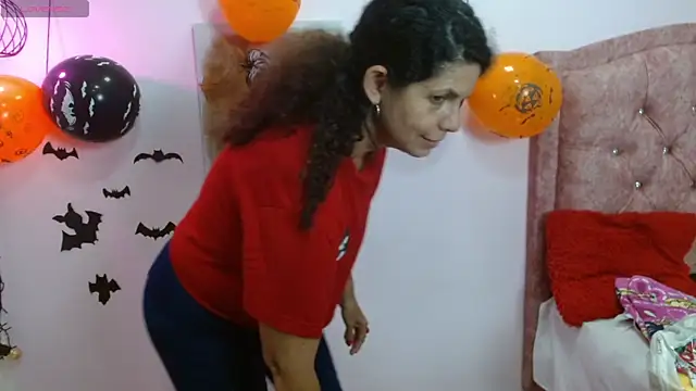 Snapshot of sila_bolum chatting on 10/07/25, 06:53 sila bolum online show from 10/07/25, 06:53