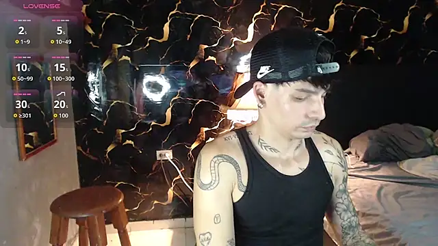 Apolo Hidalgo01 online show from 11/13/25, 02:04