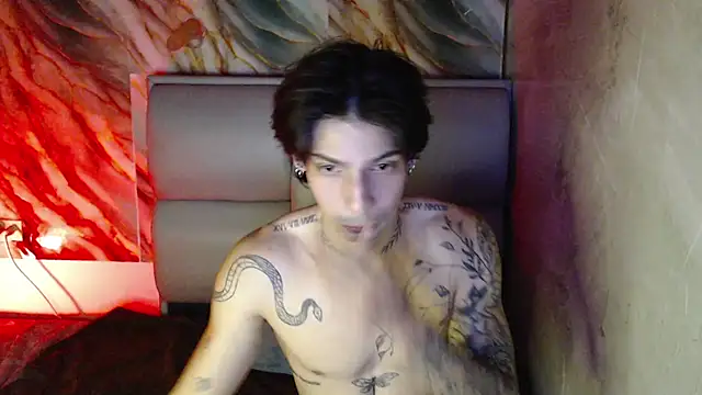 Apolo Hidalgo01 online show from 10/19/25, 06:10