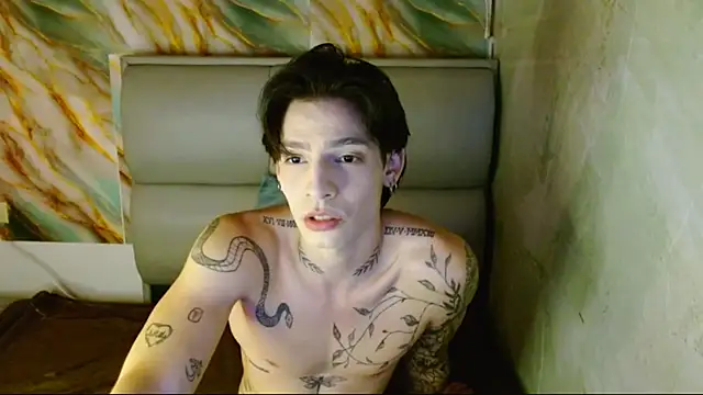 Apolo Hidalgo01 online show from 09/18/25, 06:55