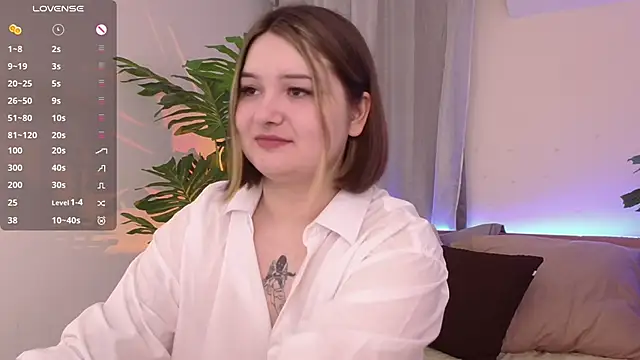 Snapshot of Alice_Walters chatting on 01/30/25, 03:29 Alice Walters online show from 01/30/25, 03:29
