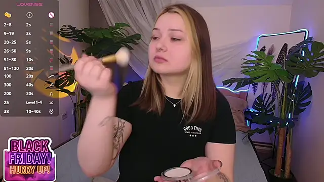 Snapshot of Alice_Walters chatting on 11/23/25, 03:33 Alice Walters online show from 11/23/25, 03:33