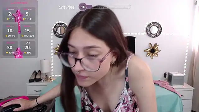 Snapshot of zoe_sweet5 chatting on 02/08/25, 03:31 zoe sweet5 online show from 02/08/25, 03:31