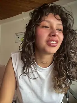 Andi9  online show from 11/10/25, 08:14