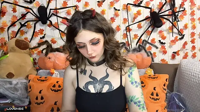  Devill Baby online show from 10/17/25, 07:04