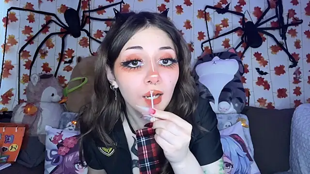  Devill Baby online show from 09/25/25, 06:41