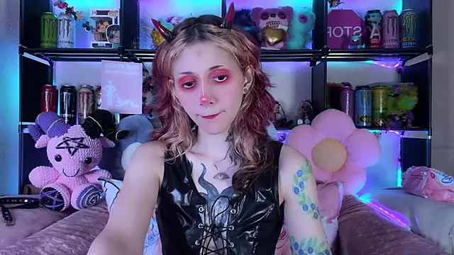 Snapshot of _Devill_Baby chatting on 06/10/26, 07:04 Devill Baby online show from 06/10/26, 07:04