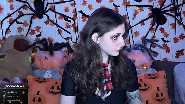  Devill Baby online show from 10/25/25, 05:28