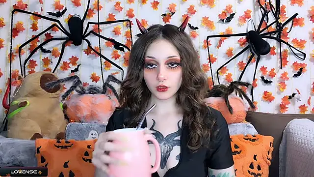  Devill Baby online show from 11/21/25, 05:34