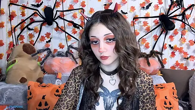  Devill Baby online show from 11/28/25, 06:08