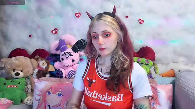 Snapshot of _Devill_Baby chatting on 04/30/26, 06:37 Devill Baby online show from 04/30/26, 06:37