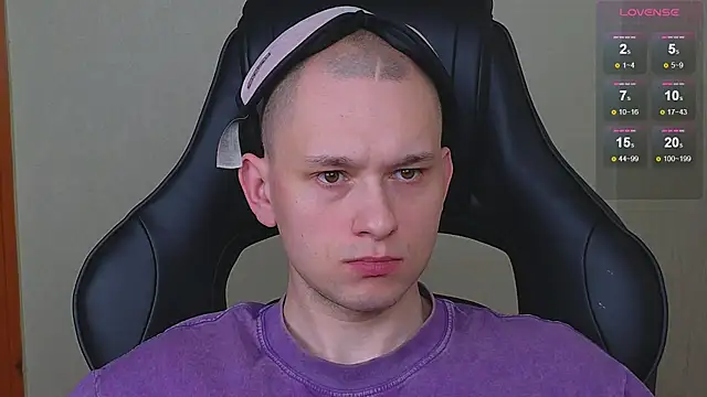 STRONGBEAUTY282 online show from 12/12/24, 08:57