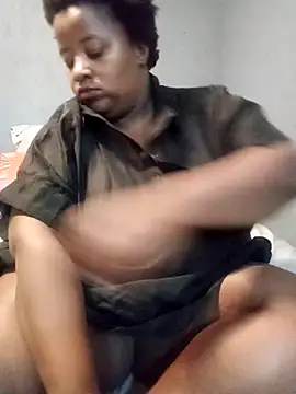 HotBootyBabe90 online show from 04/07/26, 09:49