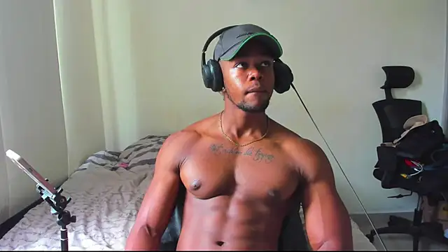 AdonisKnight online show from 09/30/25, 05:08