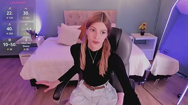 Nora Vennucci online show from 04/07/26, 08:21