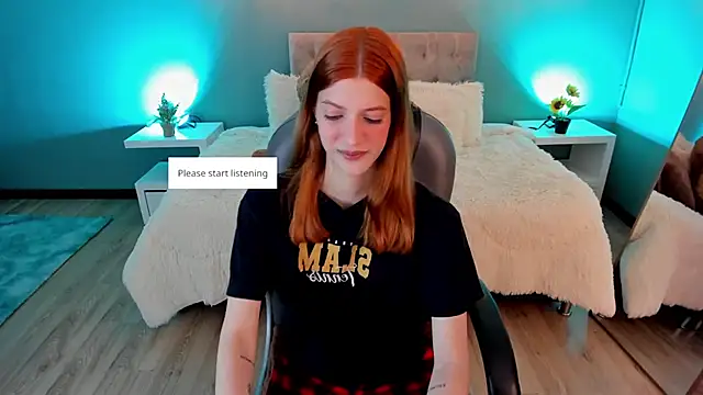 Snapshot of Nora_Vennucci chatting on 11/02/25, 12:43 Nora Vennucci online show from 11/02/25, 12:43