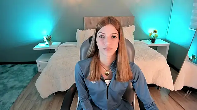 Snapshot of Nora_Vennucci chatting on 10/21/25, 06:40 Nora Vennucci online show from 10/21/25, 06:40