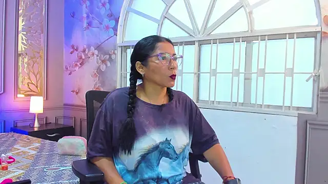 mature bigass   online show from 02/05/26, 12:23