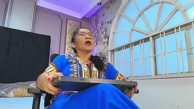 mature bigass   online show from 11/29/25, 11:43