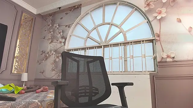 mature bigass   online show from 12/04/25, 12:15