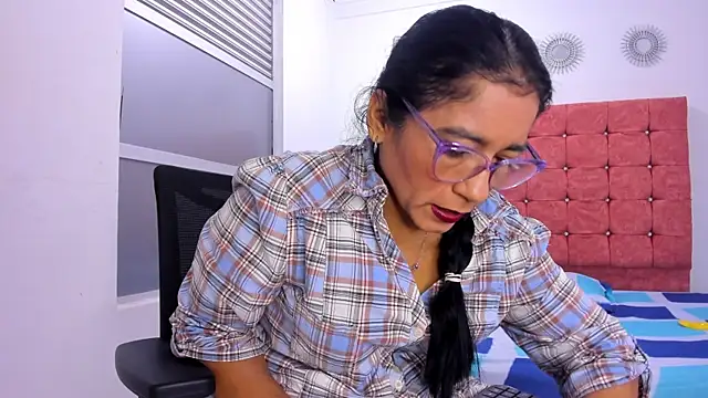 mature bigass   online show from 12/16/25, 11:36