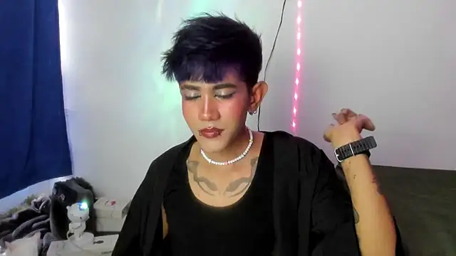 andrew uwu  online show from 10/11/25, 07:59