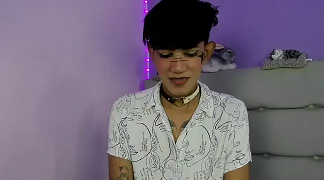 andrew uwu  online show from 03/18/25, 07:55