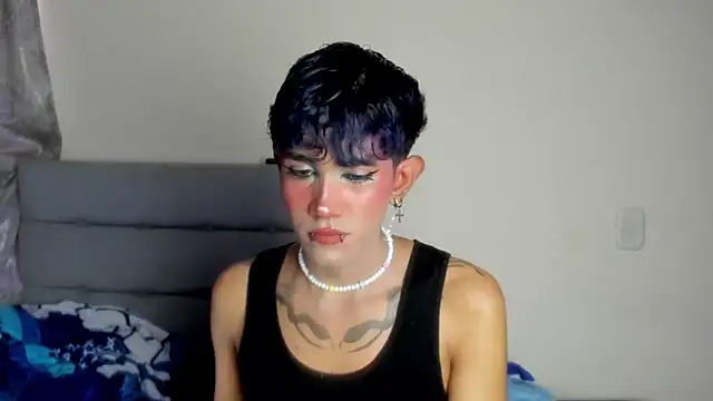 andrew uwu  online show from 12/21/25, 08:42