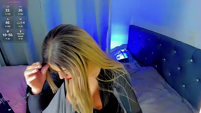 pinkscreens online show from 11/26/25, 11:21