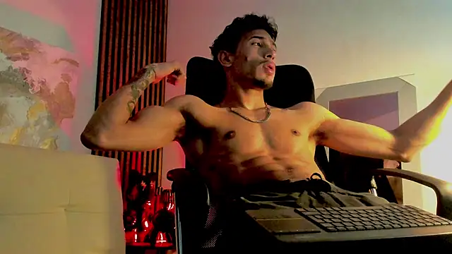 Snapshot of rafael_stone chatting on 03/01/25, 02:48 rafael stone online show from 03/01/25, 02:48