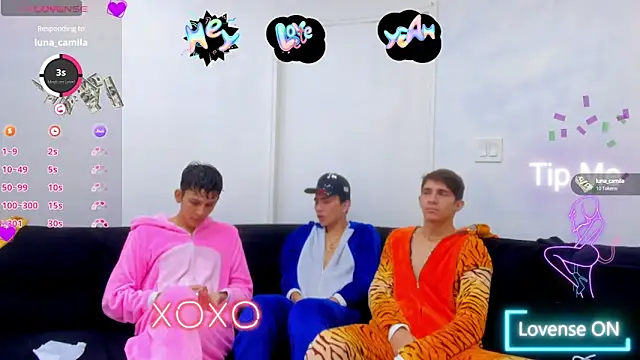 StrawwBoys online show from 10/12/25, 10:49