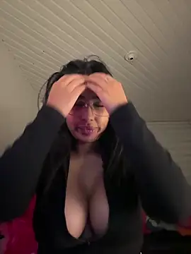 Anily Lovely online show from 02/19/26, 01:46