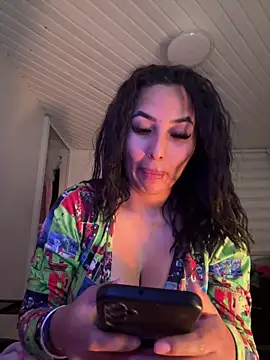 Snapshot of Anily_Lovely chatting on 05/05/26, 12:13 Anily Lovely online show from 05/05/26, 12:13