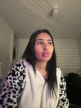 Anily Lovely online show from 04/06/26, 12:39