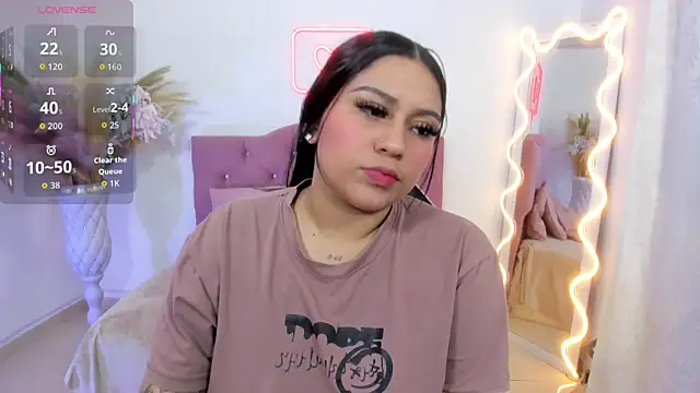 kendra tay online show from 11/25/25, 03:07