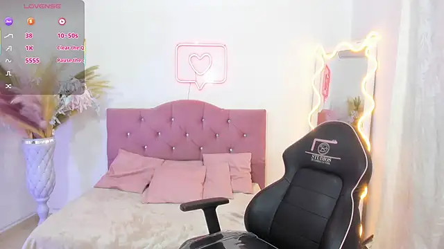 kendra tay online show from 11/28/25, 03:28