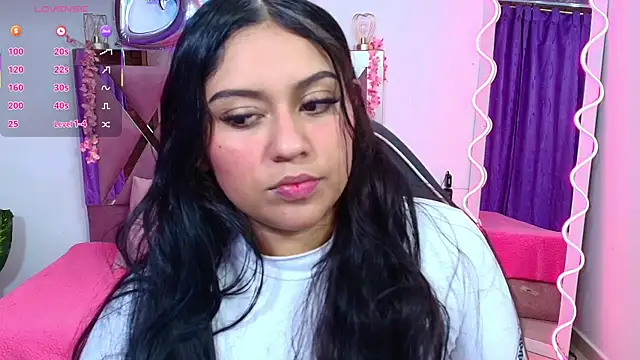 kendra tay online show from 11/09/25, 03:21