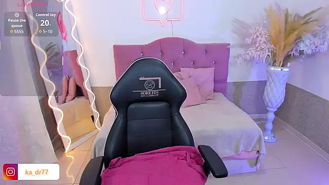 kendra tay online show from 03/07/26, 03:13