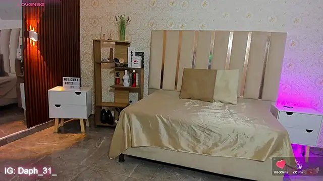 Daphnne tay online show from 09/26/25, 03:13