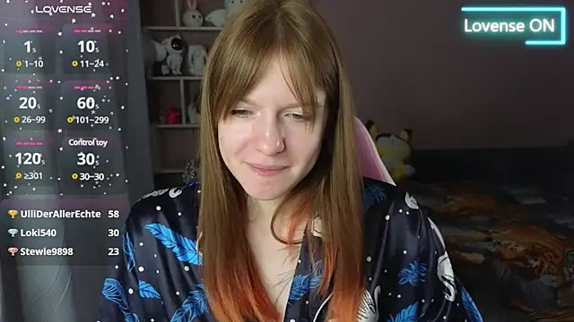 Snapshot of CassieJuice69 chatting on 02/18/25, 01:32 CassieJuice69 online show from 02/18/25, 01:32