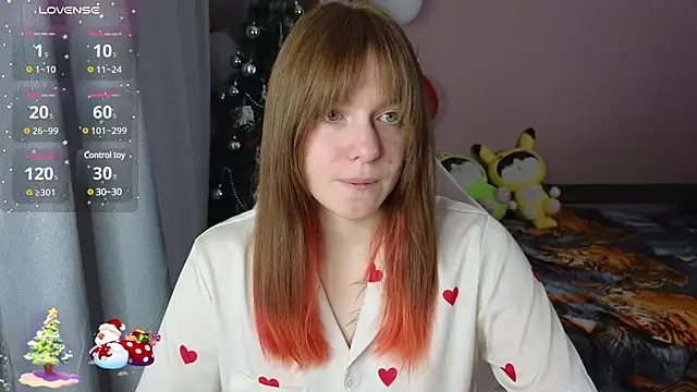 Snapshot of CassieJuice69 chatting on 01/05/25, 03:55 CassieJuice69 online show from 01/05/25, 03:55