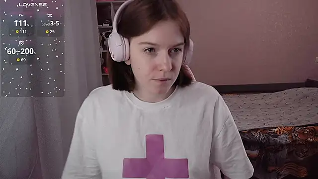 Snapshot of CassieJuice69 chatting on 11/19/25, 05:24 CassieJuice69 online show from 11/19/25, 05:24