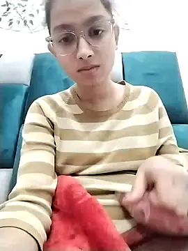 Aleena Rai online show from 12/12/24, 05:26