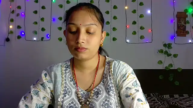 Aleena Rai online show from 10/18/25, 07:49