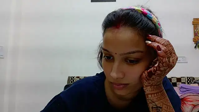 Aleena Rai online show from 10/11/25, 07:04