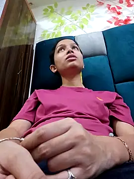 Aleena Rai online show from 03/12/25, 07:47