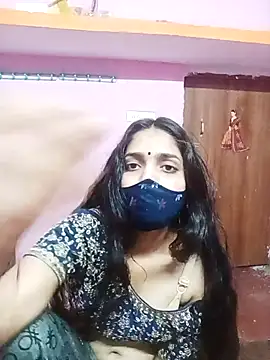 Snapshot of Cute-Simmi chatting on 01/04/25, 12:49 Cute-Simmi online show from 01/04/25, 12:49